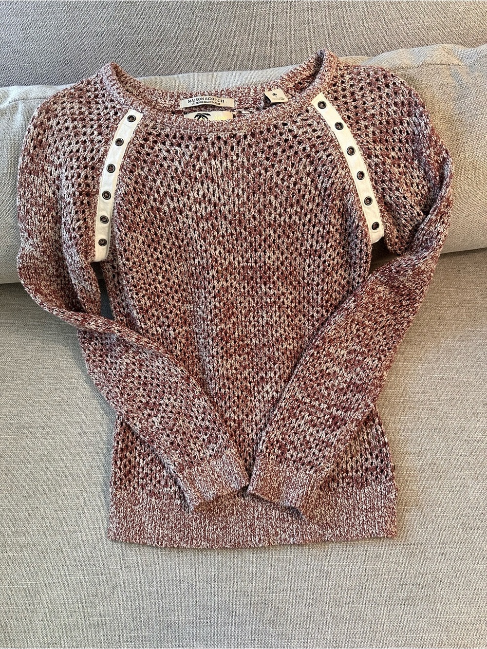 Maison Scotch Open Knit Sweater Womens M Dark Pink Button Shoulder Cotton Blend - Picture 5 of 12